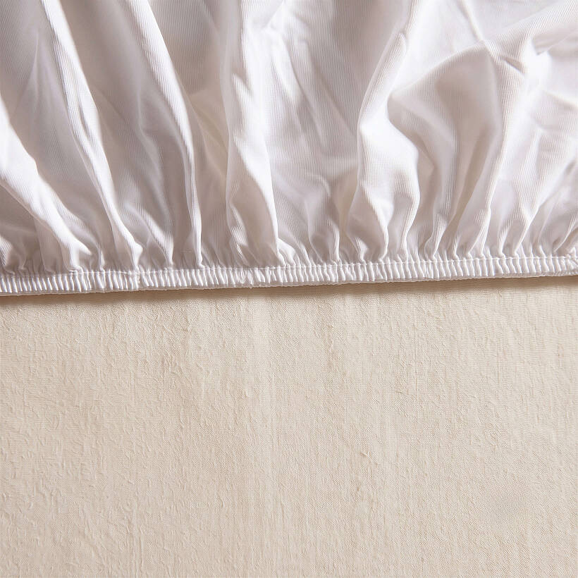 Cooling Sheet Beyaz Çift Kişilik Lastikli Çarşaf Seti - 