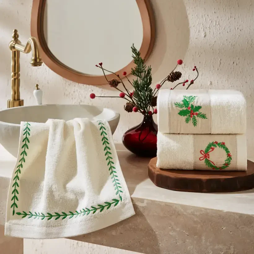 %100 Pamuk 3'lü Kutulu Havlu Seti - Merry Box - 